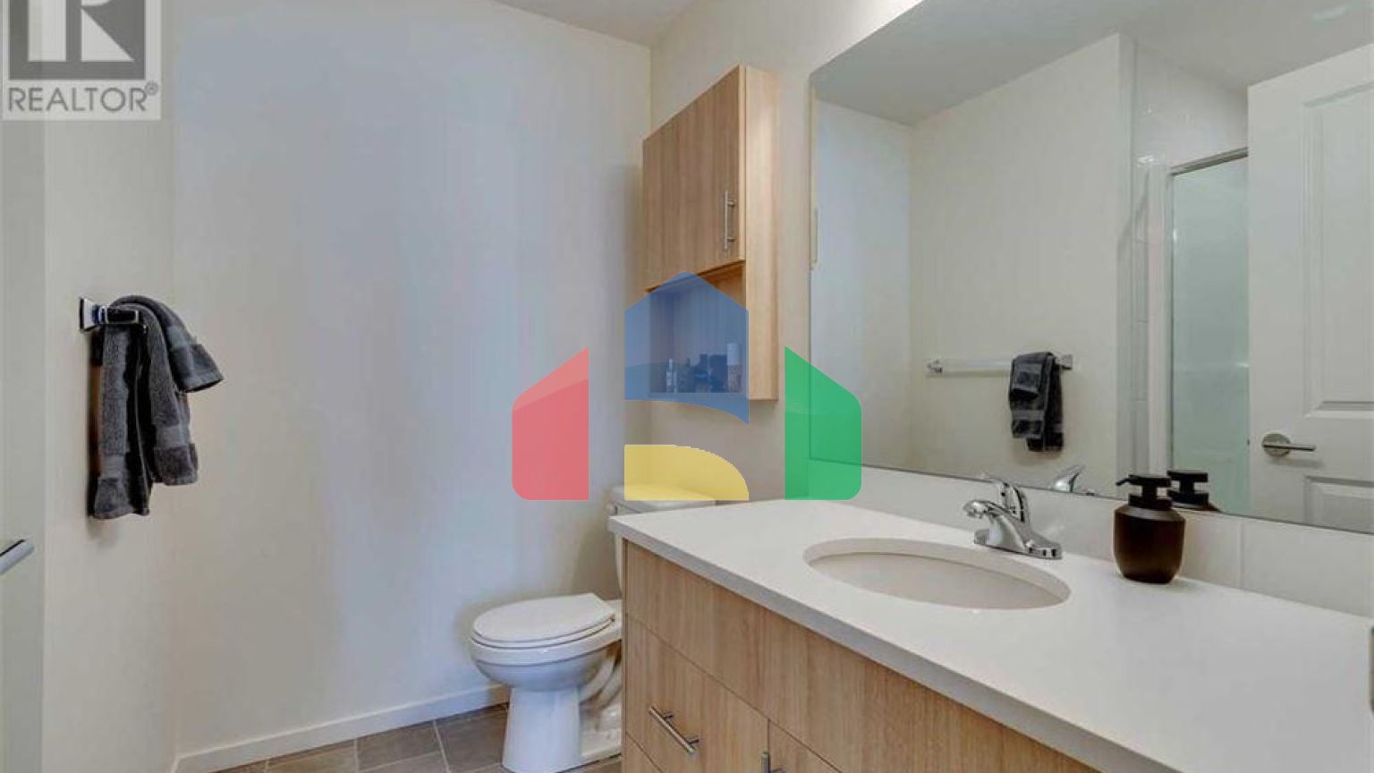 Residential - Condo/Apartment - Calgary, Canada - Canada