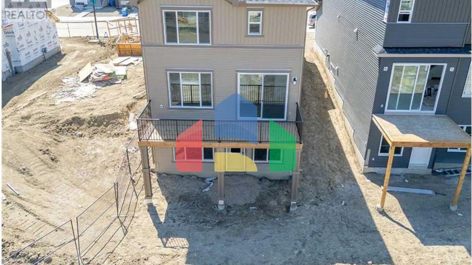 Residential - Single Family Home - Calgary, Canada - Canada