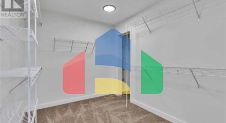 Residential - Single Family Home - Calgary, Canada - Canada