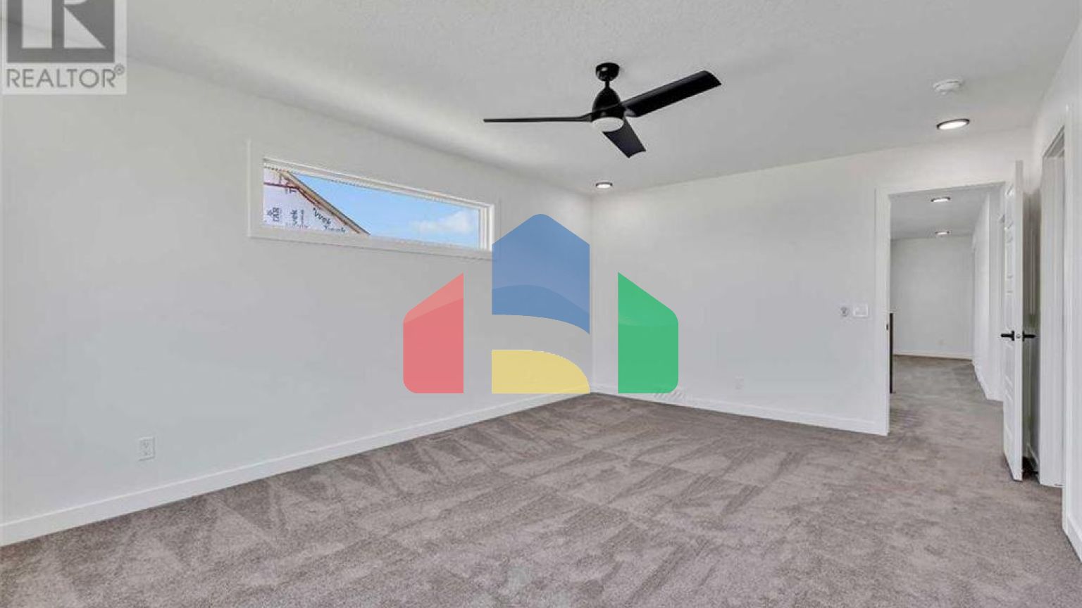 Residential - Single Family Home - Calgary, Canada - Canada