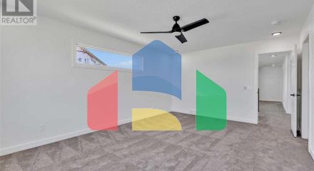 Residential - Single Family Home - Calgary, Canada - Canada