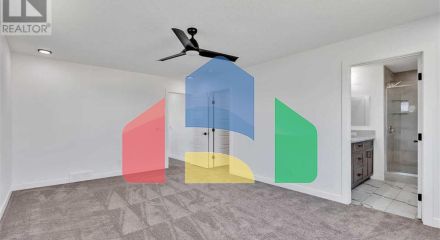 Residential - Single Family Home - Calgary, Canada - Canada