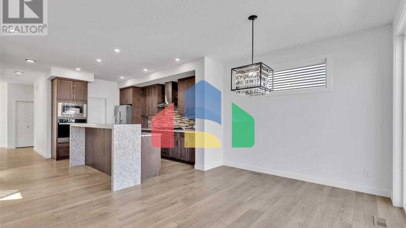 Residential - Single Family Home - Calgary, Canada - Canada