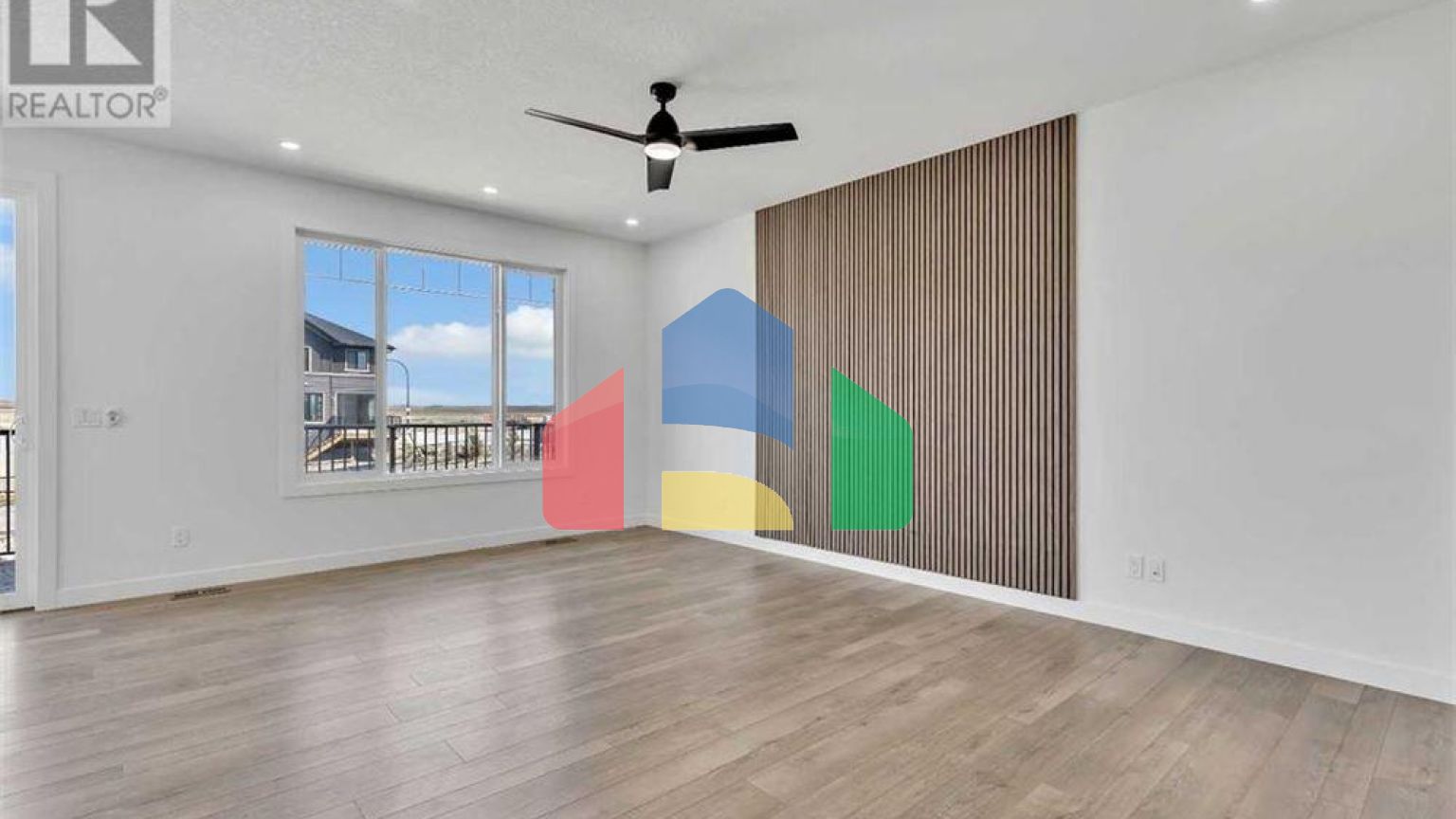 Residential - Single Family Home - Calgary, Canada - Canada