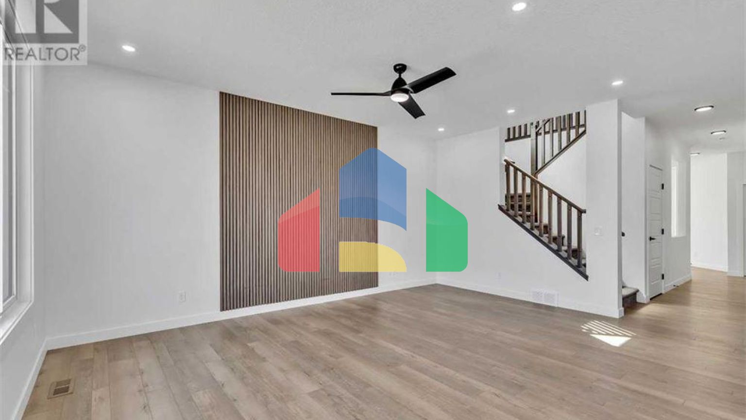 Residential - Single Family Home - Calgary, Canada - Canada