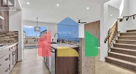 Residential - Single Family Home - Calgary, Canada - Canada