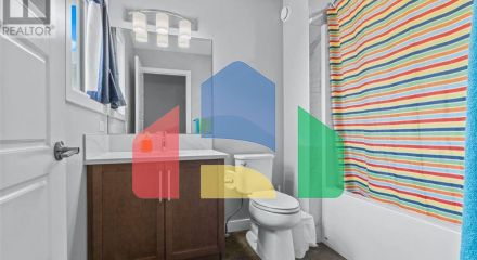 Residential - Single Family Home - Calgary, Canada - Canada