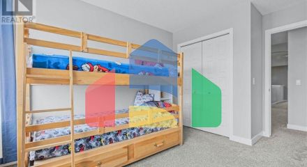 Residential - Single Family Home - Calgary, Canada - Canada