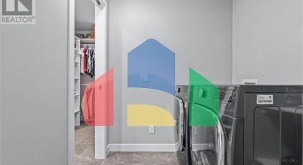 Residential - Single Family Home - Calgary, Canada - Canada