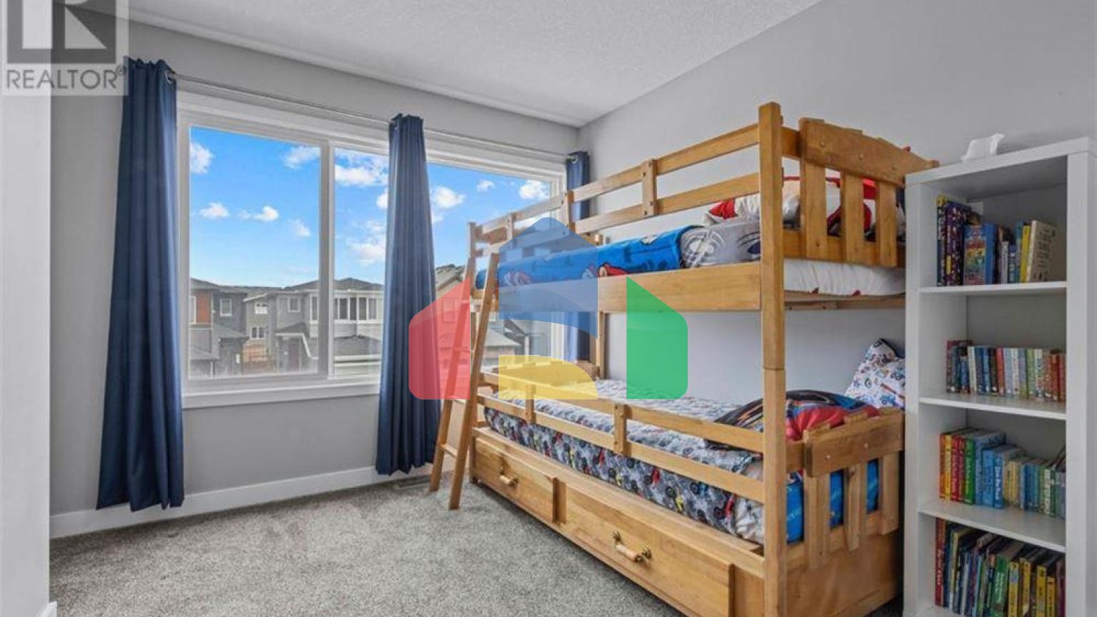 Residential - Single Family Home - Calgary, Canada - Canada