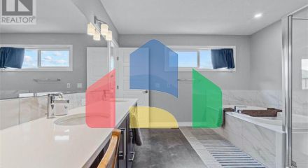 Residential - Single Family Home - Calgary, Canada - Canada