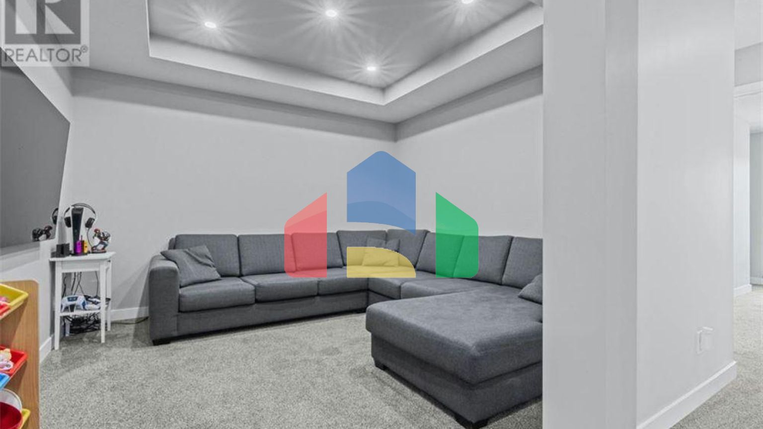 Residential - Single Family Home - Calgary, Canada - Canada