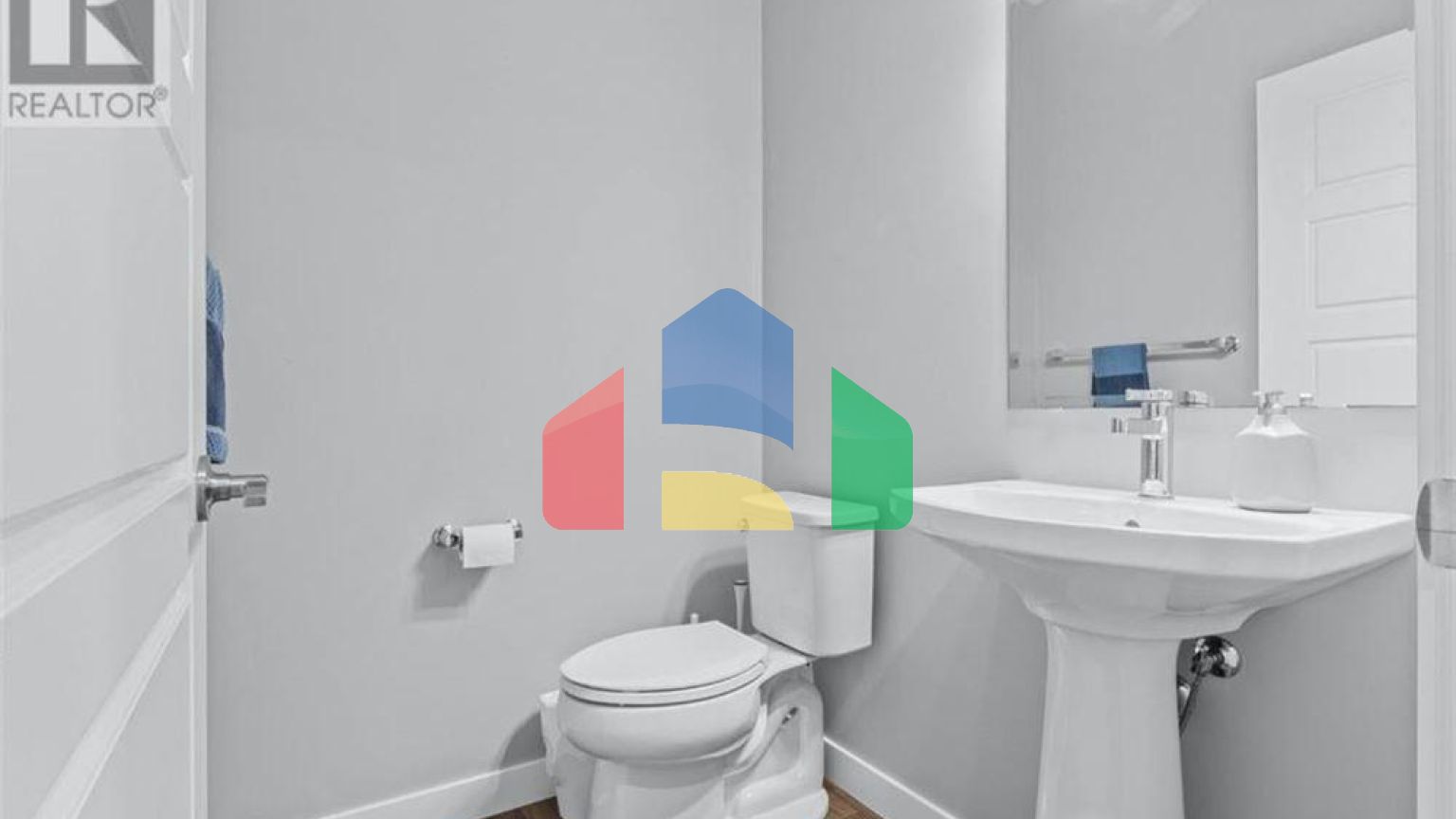 Residential - Single Family Home - Calgary, Canada - Canada