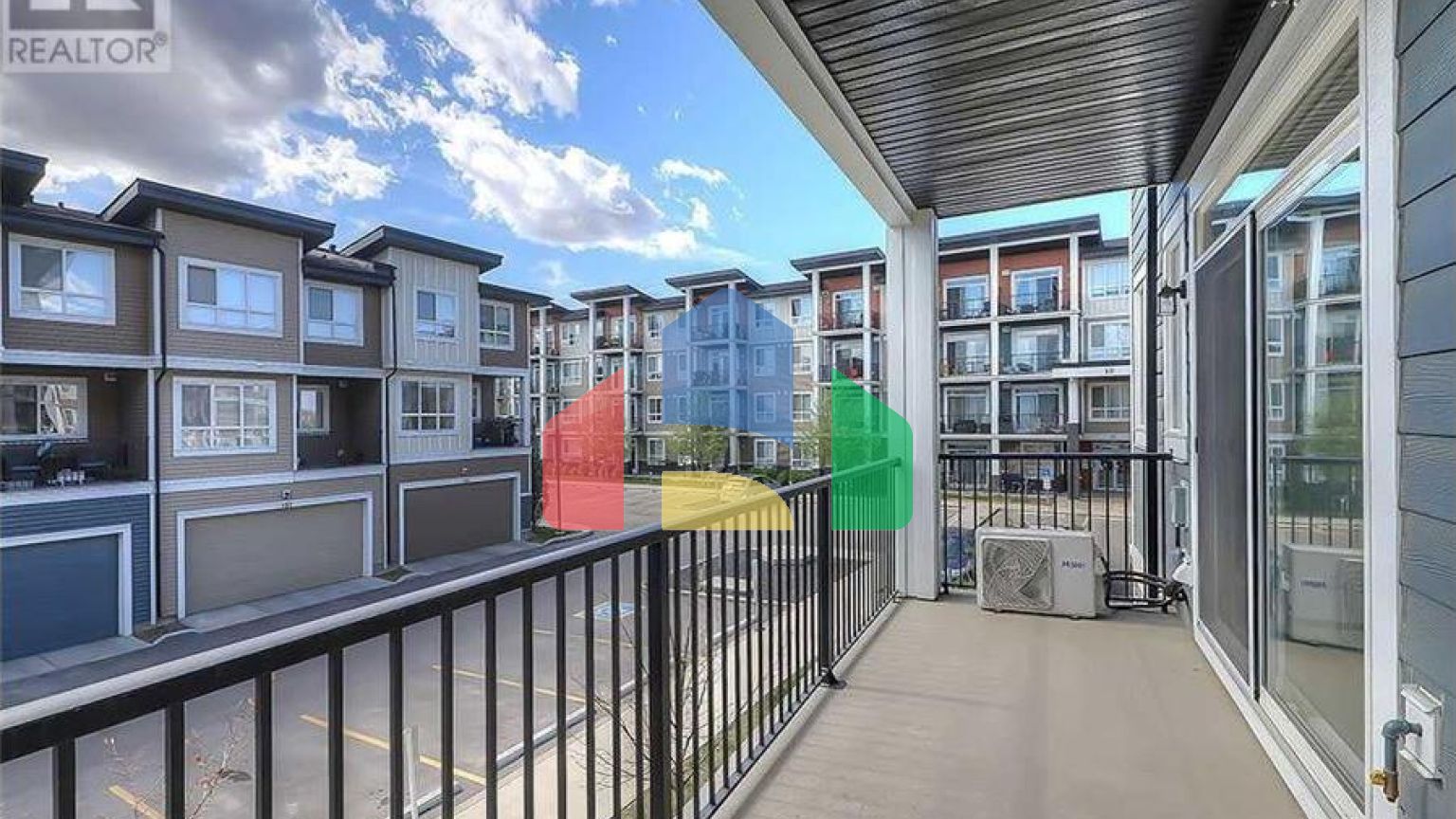 Residential - Condo/Apartment - Calgary, Canada - Canada