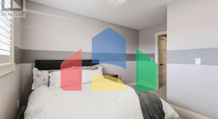 Residential - Single Family Home - Calgary, Canada - Canada