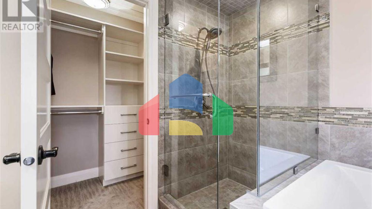 Residential - Single Family Home - Calgary, Canada - Canada