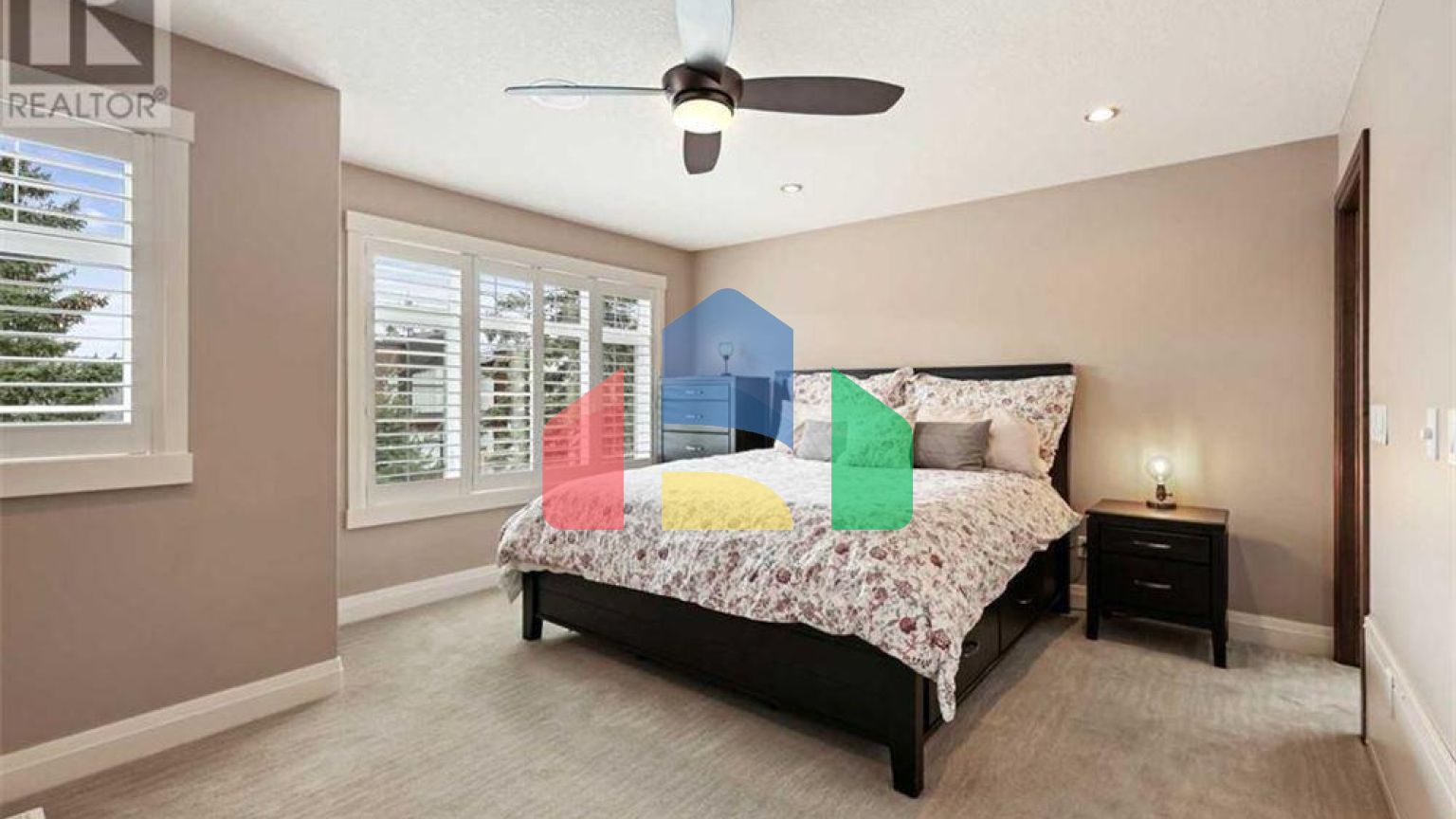 Residential - Single Family Home - Calgary, Canada - Canada