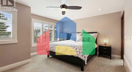 Residential - Single Family Home - Calgary, Canada - Canada