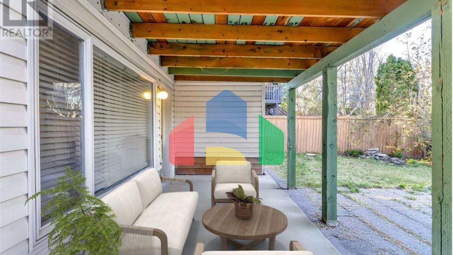 Residential - Single Family Home - Calgary, Canada - Canada