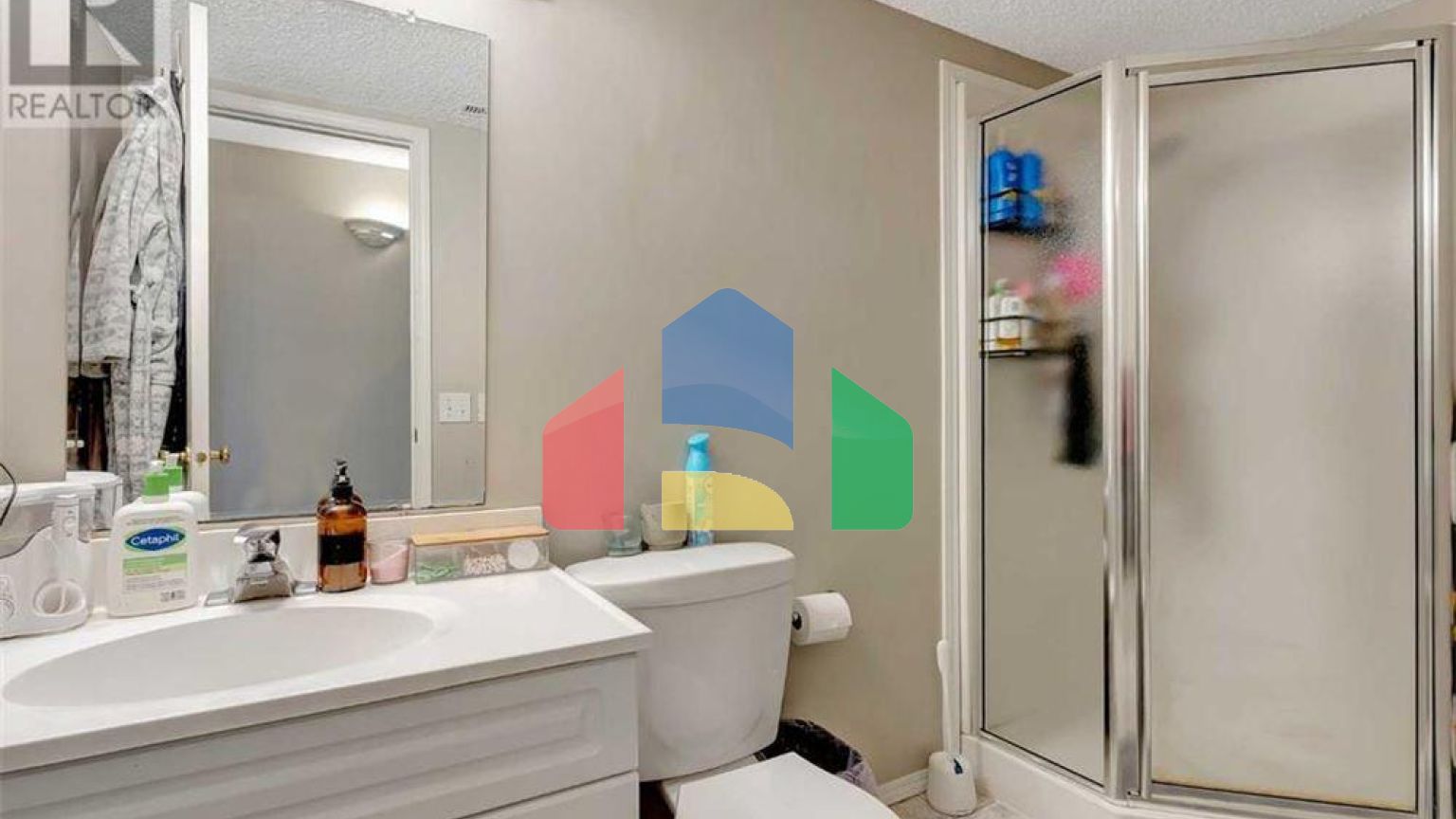 Residential - Single Family Home - Calgary, Canada - Canada