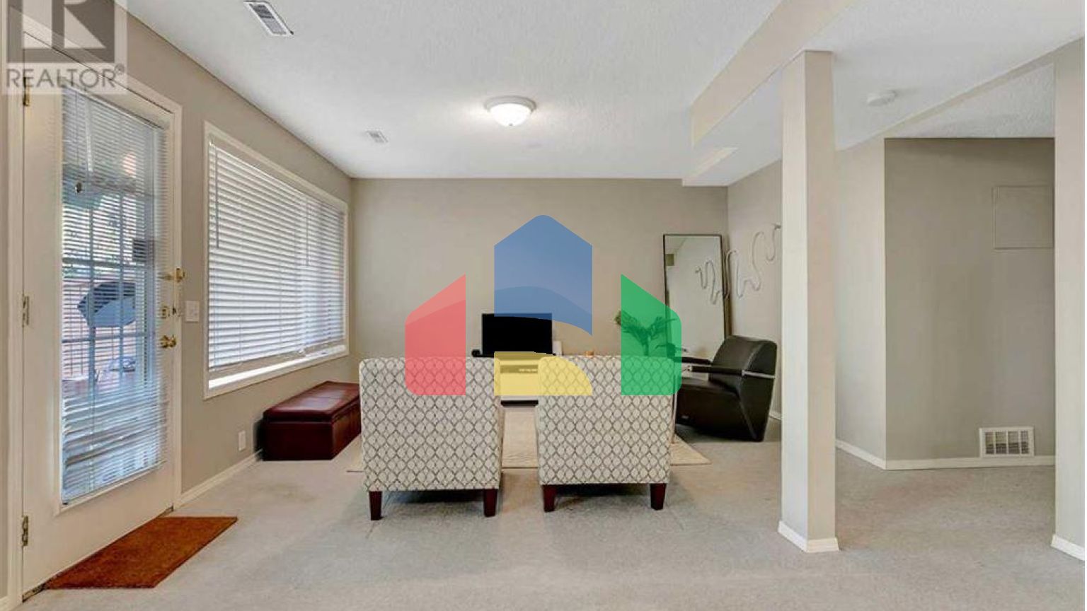 Residential - Single Family Home - Calgary, Canada - Canada