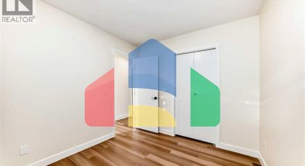 Residential - Single Family Home - Calgary, Canada - Canada