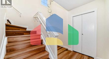 Residential - Single Family Home - Calgary, Canada - Canada