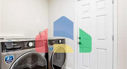 Residential - Single Family Home - Calgary, Canada - Canada