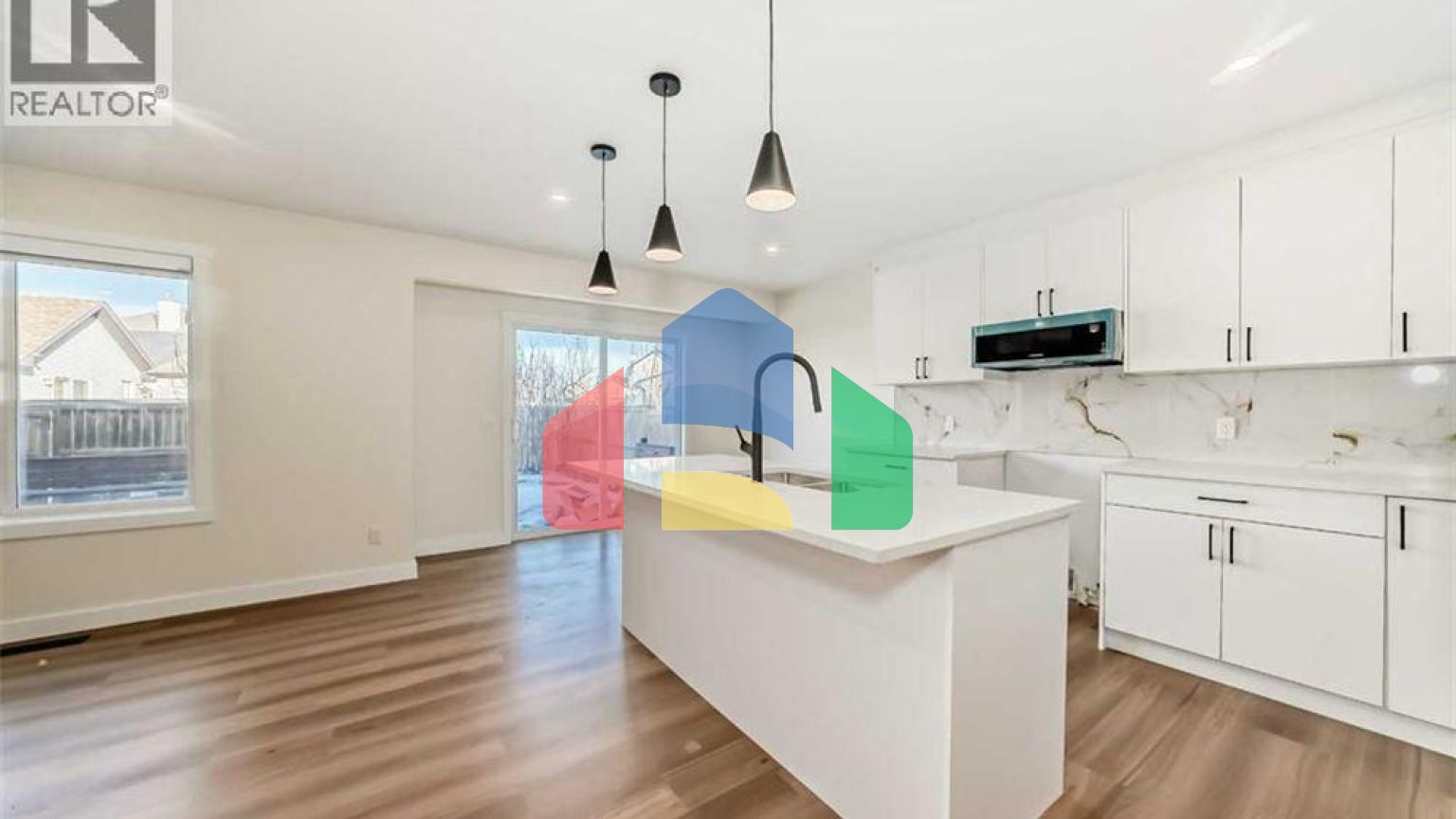 Residential - Single Family Home - Calgary, Canada - Canada