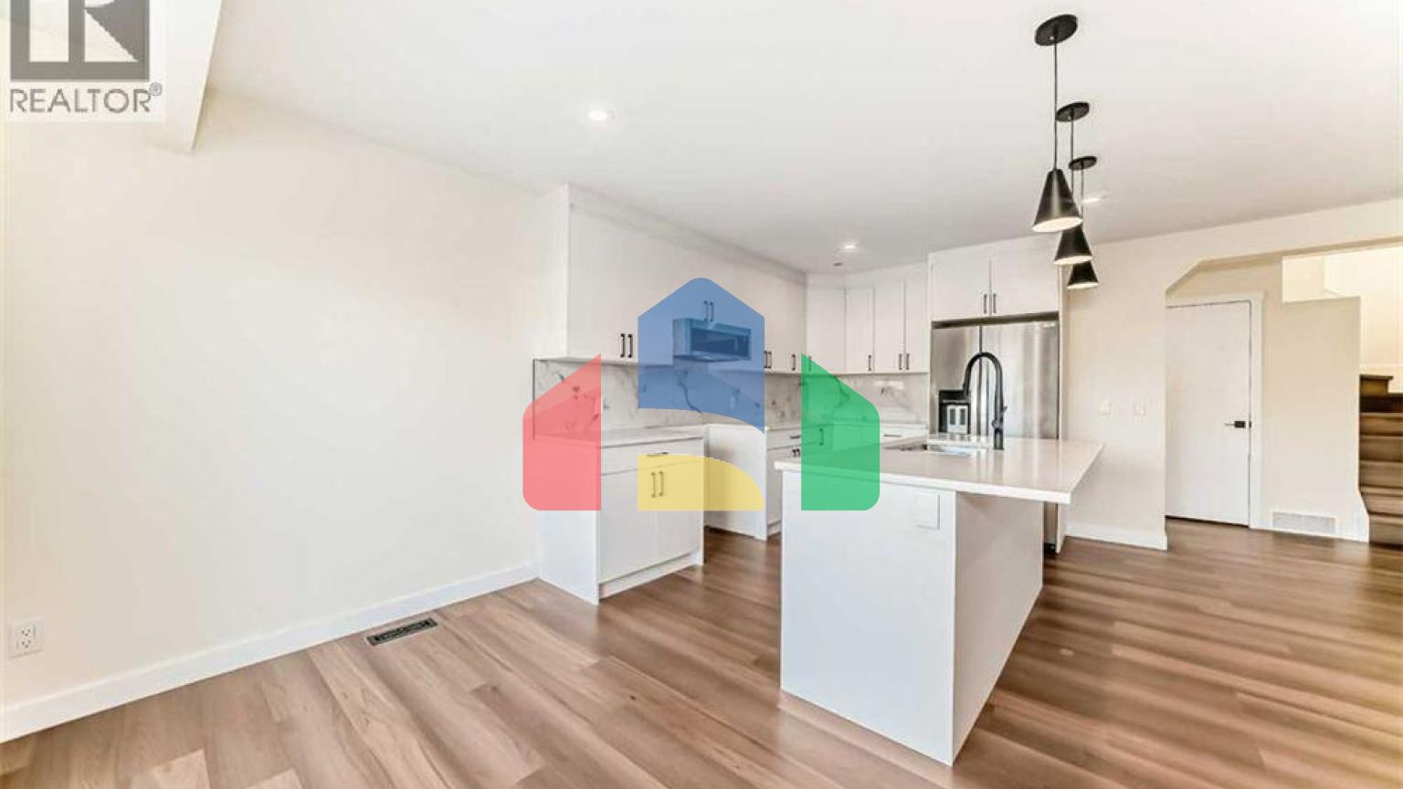 Residential - Single Family Home - Calgary, Canada - Canada