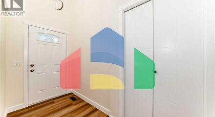 Residential - Single Family Home - Calgary, Canada - Canada