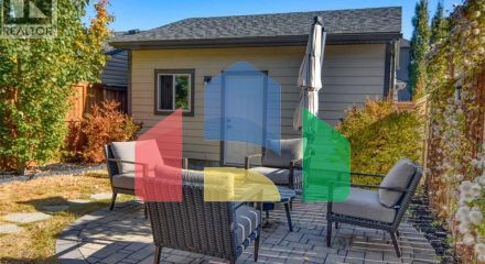 Residential - Single Family Home - Calgary, Canada - Canada