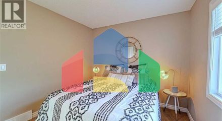 Residential - Single Family Home - Calgary, Canada - Canada