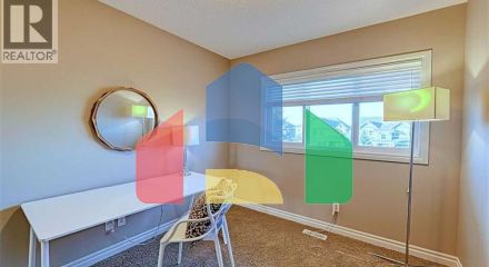 Residential - Single Family Home - Calgary, Canada - Canada