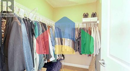 Residential - Single Family Home - Calgary, Canada - Canada