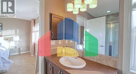 Residential - Single Family Home - Calgary, Canada - Canada