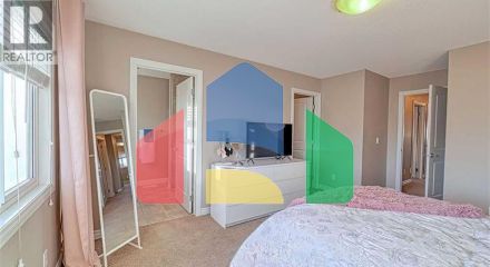 Residential - Single Family Home - Calgary, Canada - Canada