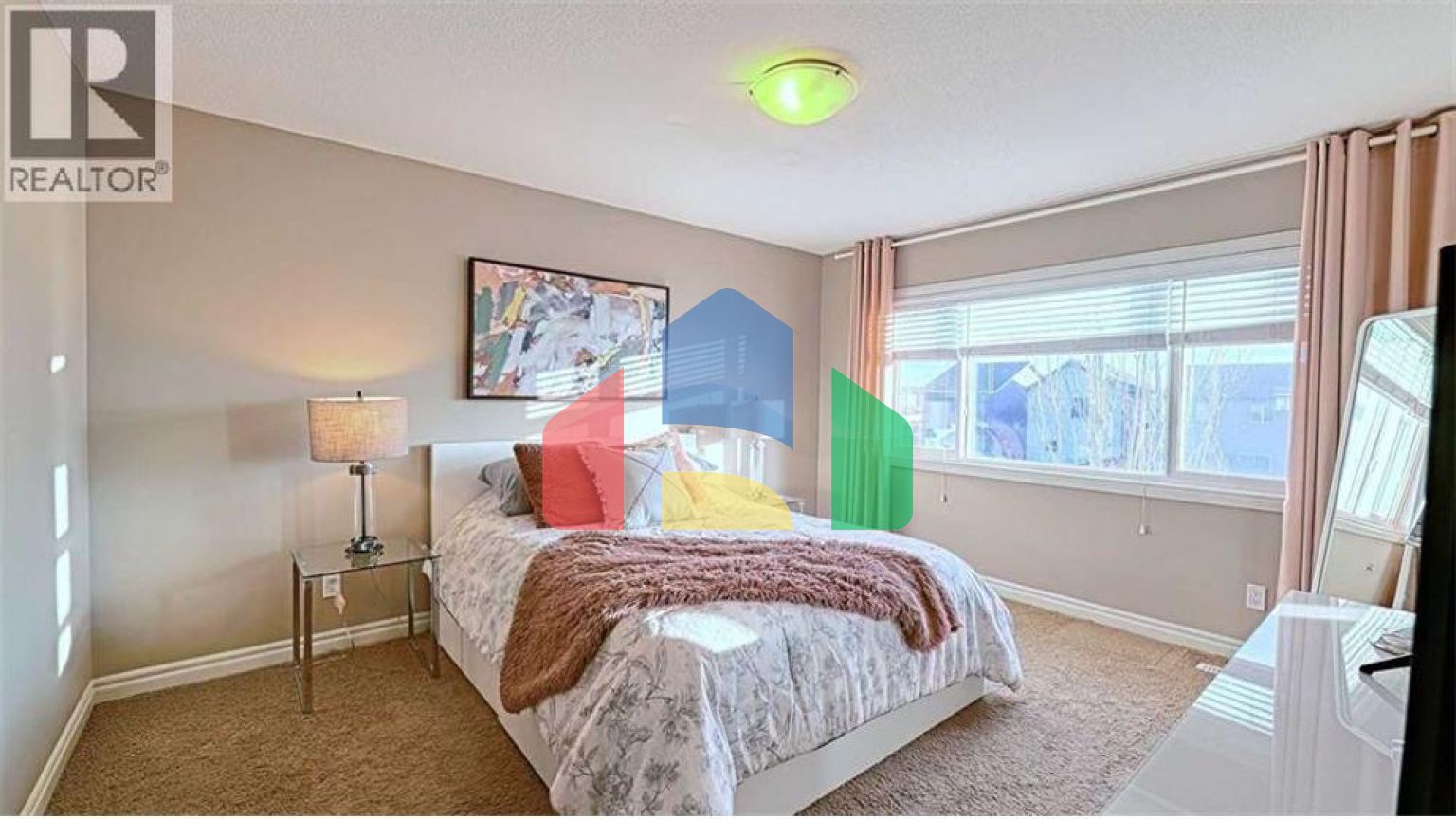 Residential - Single Family Home - Calgary, Canada - Canada