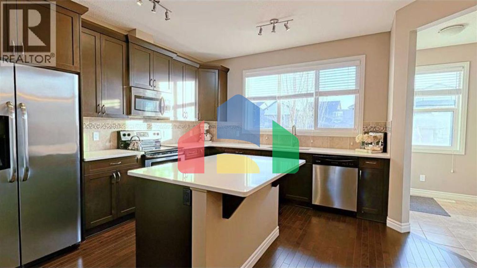 Residential - Single Family Home - Calgary, Canada - Canada