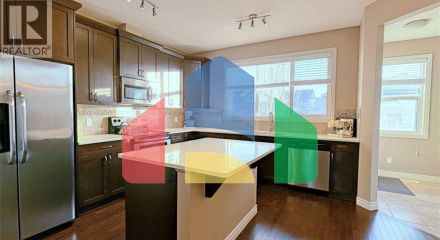 Residential - Single Family Home - Calgary, Canada - Canada