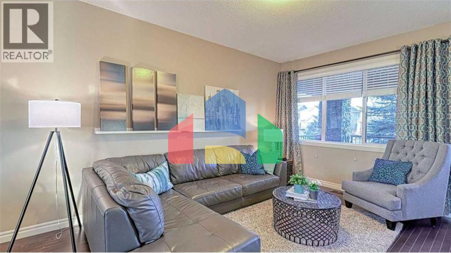 Residential - Single Family Home - Calgary, Canada - Canada