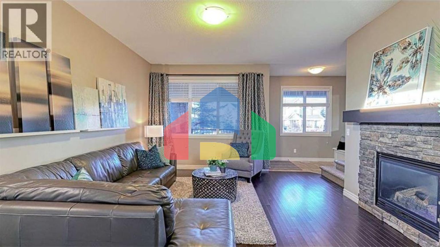 Residential - Single Family Home - Calgary, Canada - Canada