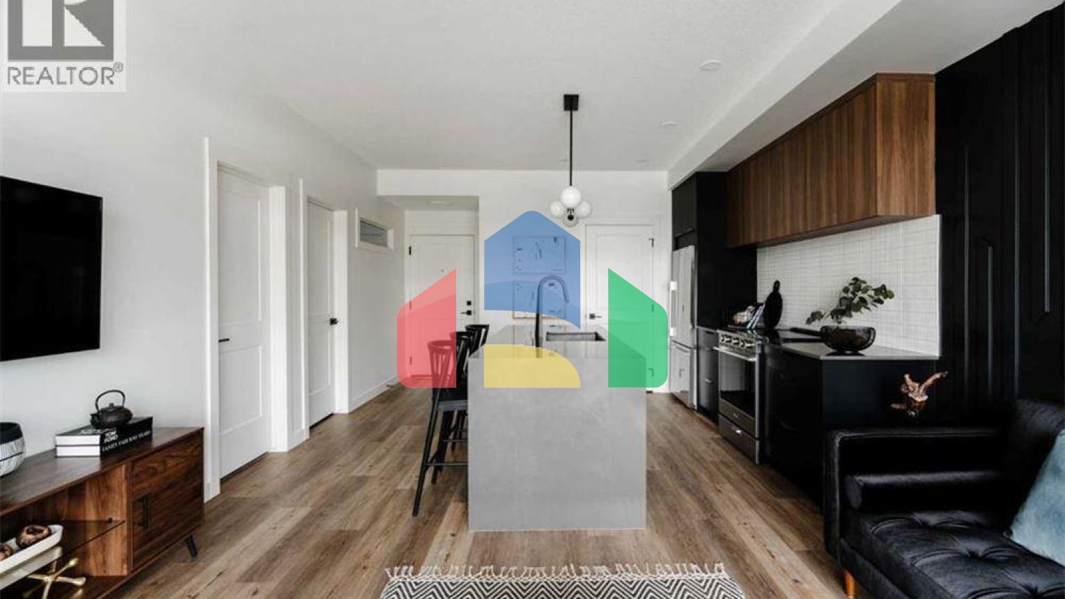 Residential - Single Family Home - Calgary, Canada - Canada