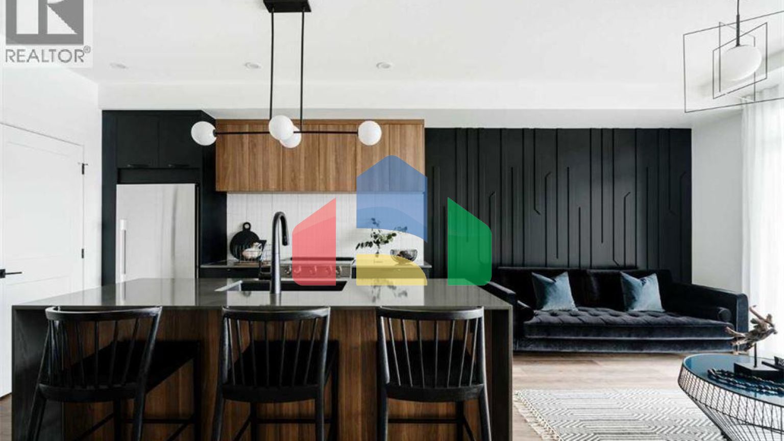 Residential - Single Family Home - Calgary, Canada - Canada