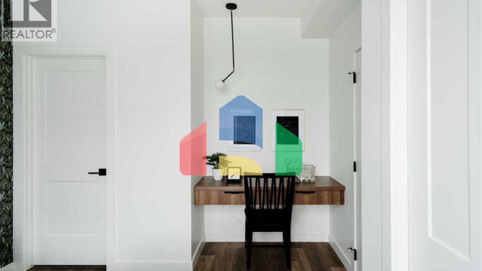 Residential - Single Family Home - Calgary, Canada - Canada