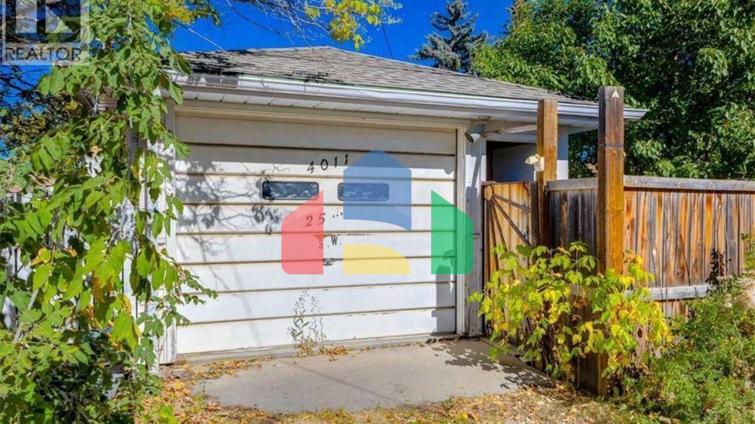 Residential - Single Family Home - Calgary, Canada - Canada