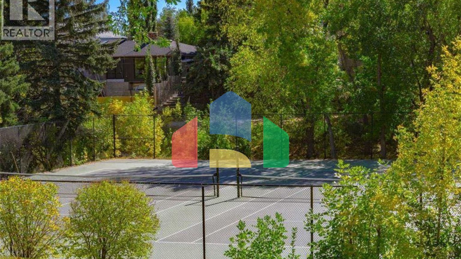 Residential - Single Family Home - Calgary, Canada - Canada