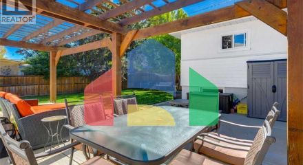 Residential - Single Family Home - Calgary, Canada - Canada