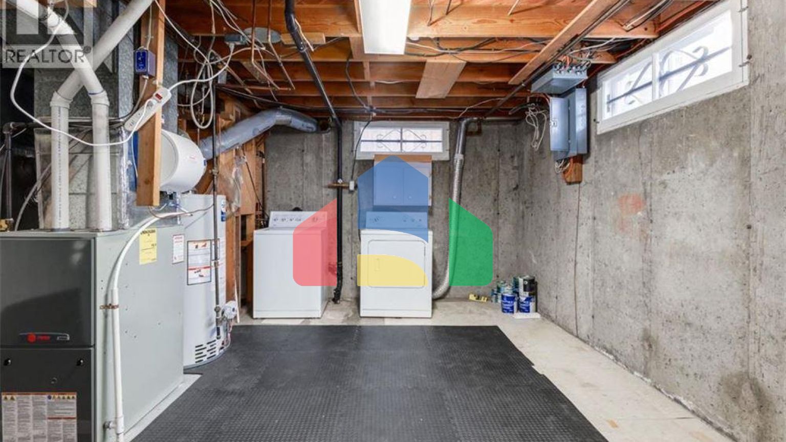 Residential - Single Family Home - Calgary, Canada - Canada