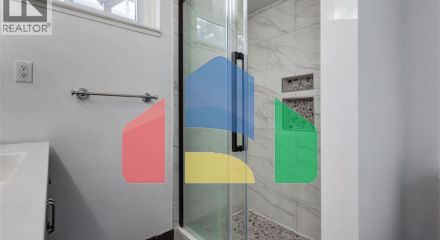 Residential - Single Family Home - Calgary, Canada - Canada